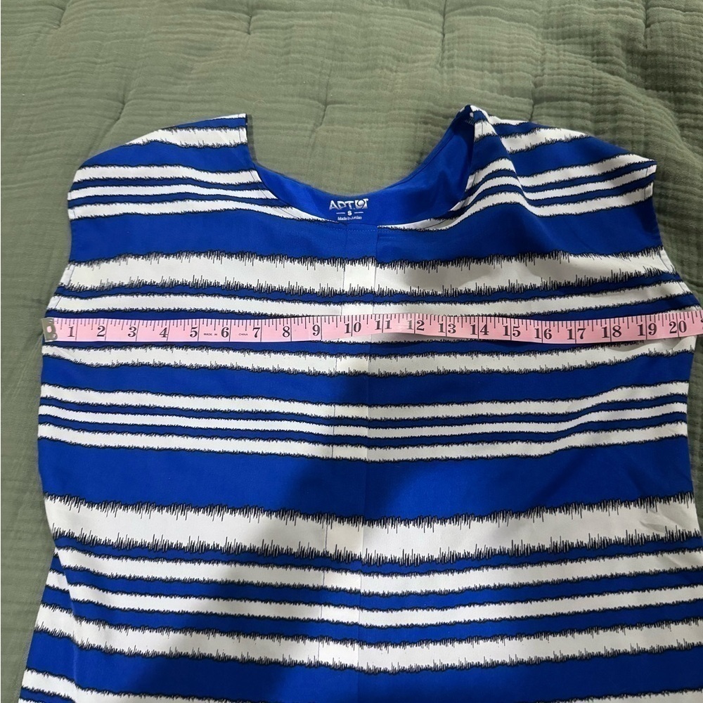Great used condition apt9 top. Sz s - Picture 6 of 6